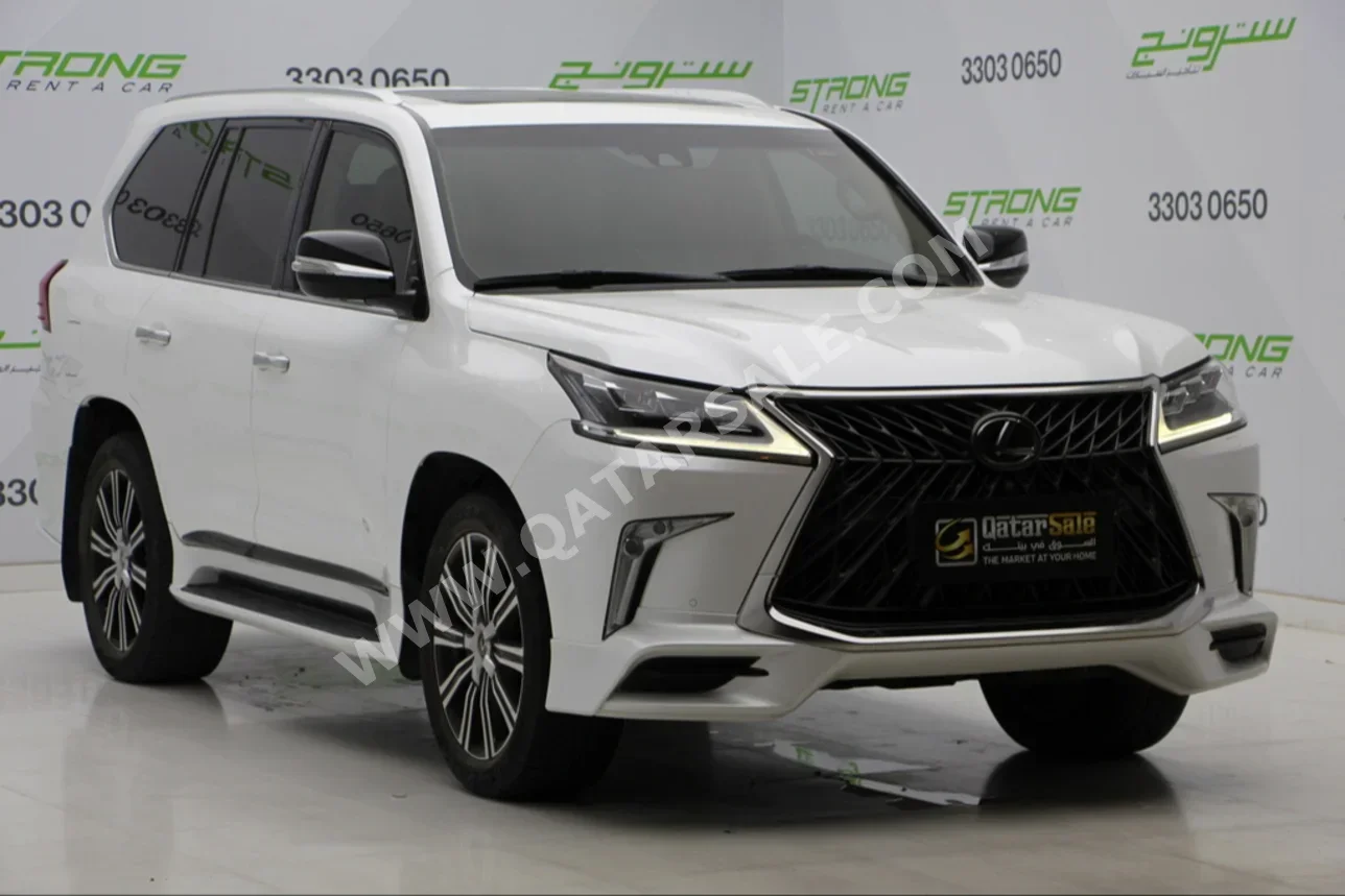 Lexus  LX  570  2018  Automatic  114,000 Km  8 Cylinder  Four Wheel Drive (4WD)  SUV  Pearl