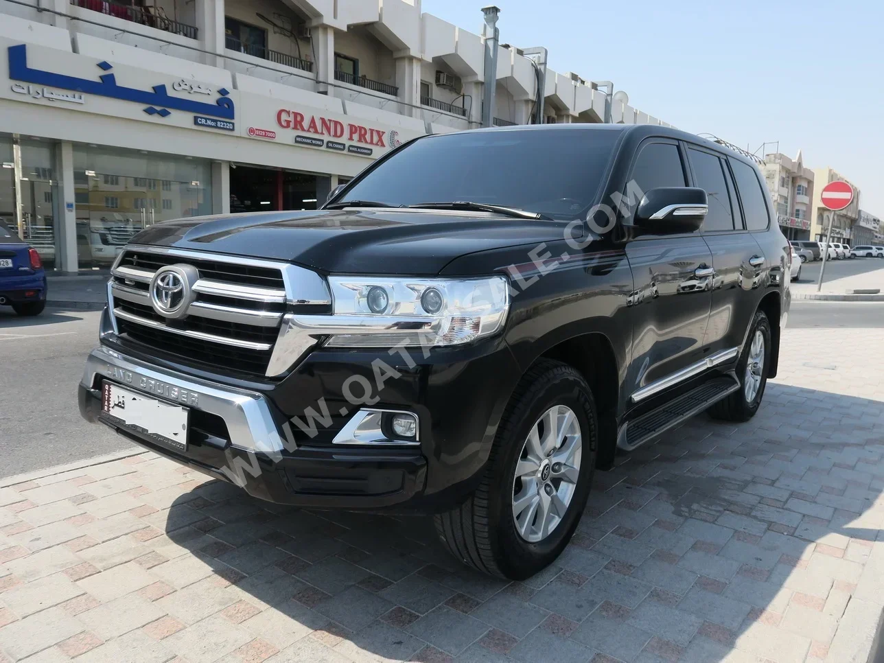 Toyota  Land Cruiser  GXR  2020  Automatic  209,000 Km  6 Cylinder  Four Wheel Drive (4WD)  SUV  Black