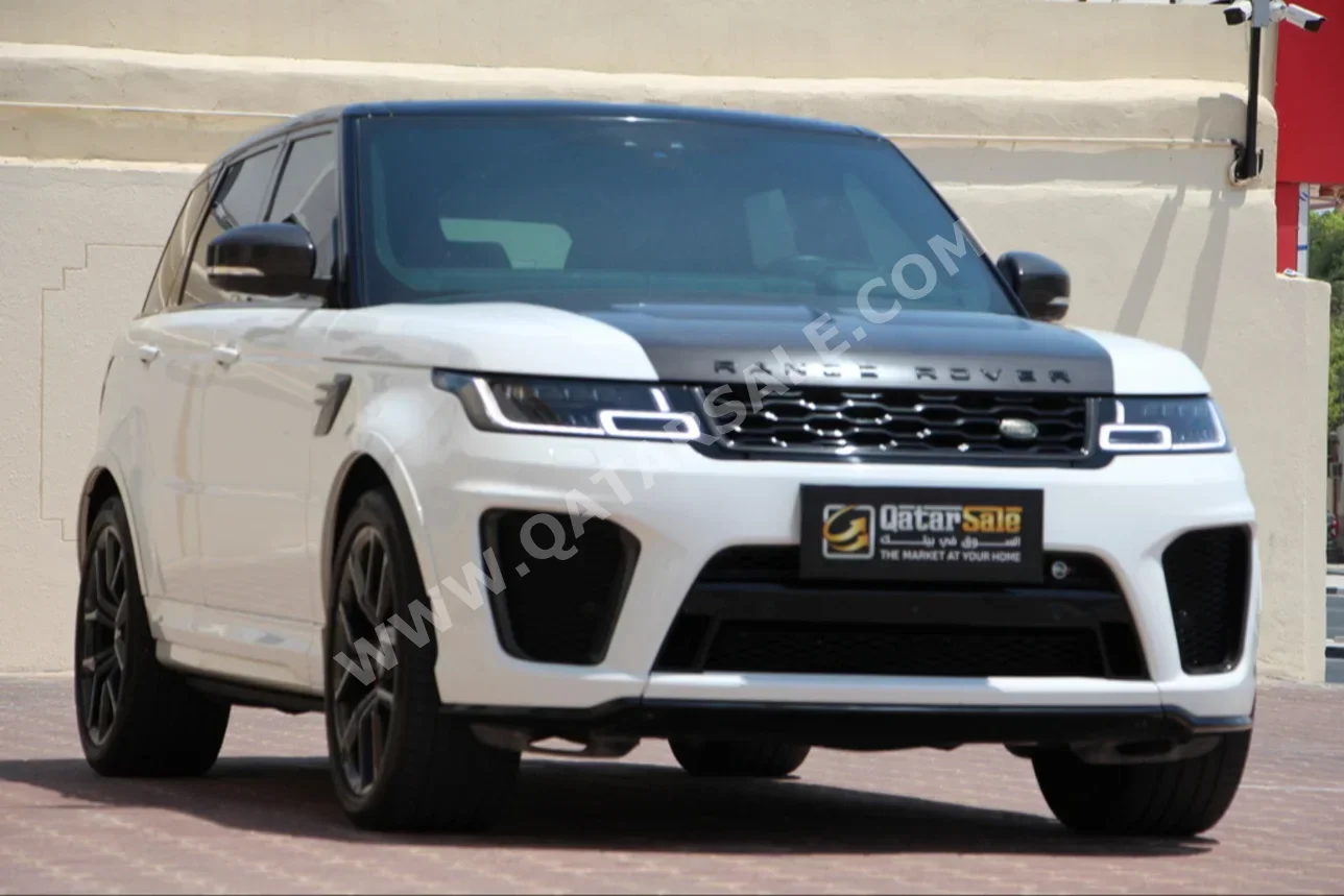 Land Rover  Range Rover  Sport SVR  2019  Automatic  138,000 Km  8 Cylinder  Four Wheel Drive (4WD)  SUV  White and Black  With Warranty