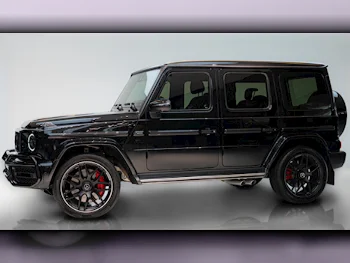 Mercedes-Benz  G-Class  63 AMG  2022  Automatic  30٬500 Km  8 Cylinder  Four Wheel Drive (4WD)  SUV  Black  With Warranty