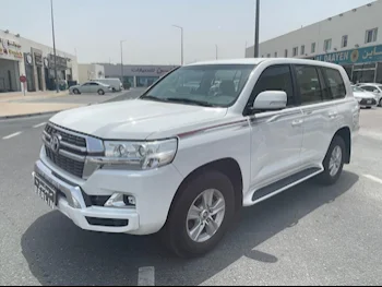 Toyota  Land Cruiser  GXR  2021  Automatic  193,000 Km  6 Cylinder  Four Wheel Drive (4WD)  SUV  White