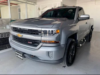 Chevrolet  Silverado  2018  Automatic  171,000 Km  8 Cylinder  Four Wheel Drive (4WD)  Pick Up  Silver