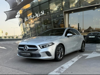 Mercedes-Benz  A-Class  200  2020  Automatic  88,000 Km  4 Cylinder  Front Wheel Drive (FWD)  Sedan  Gray