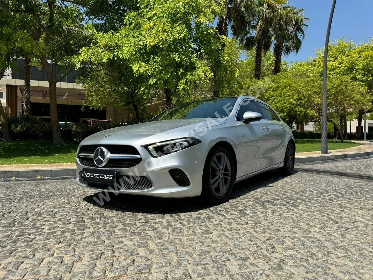 Mercedes-Benz  A-Class  200  2020  Automatic  88,000 Km  4 Cylinder  Front Wheel Drive (FWD)  Sedan  Gray