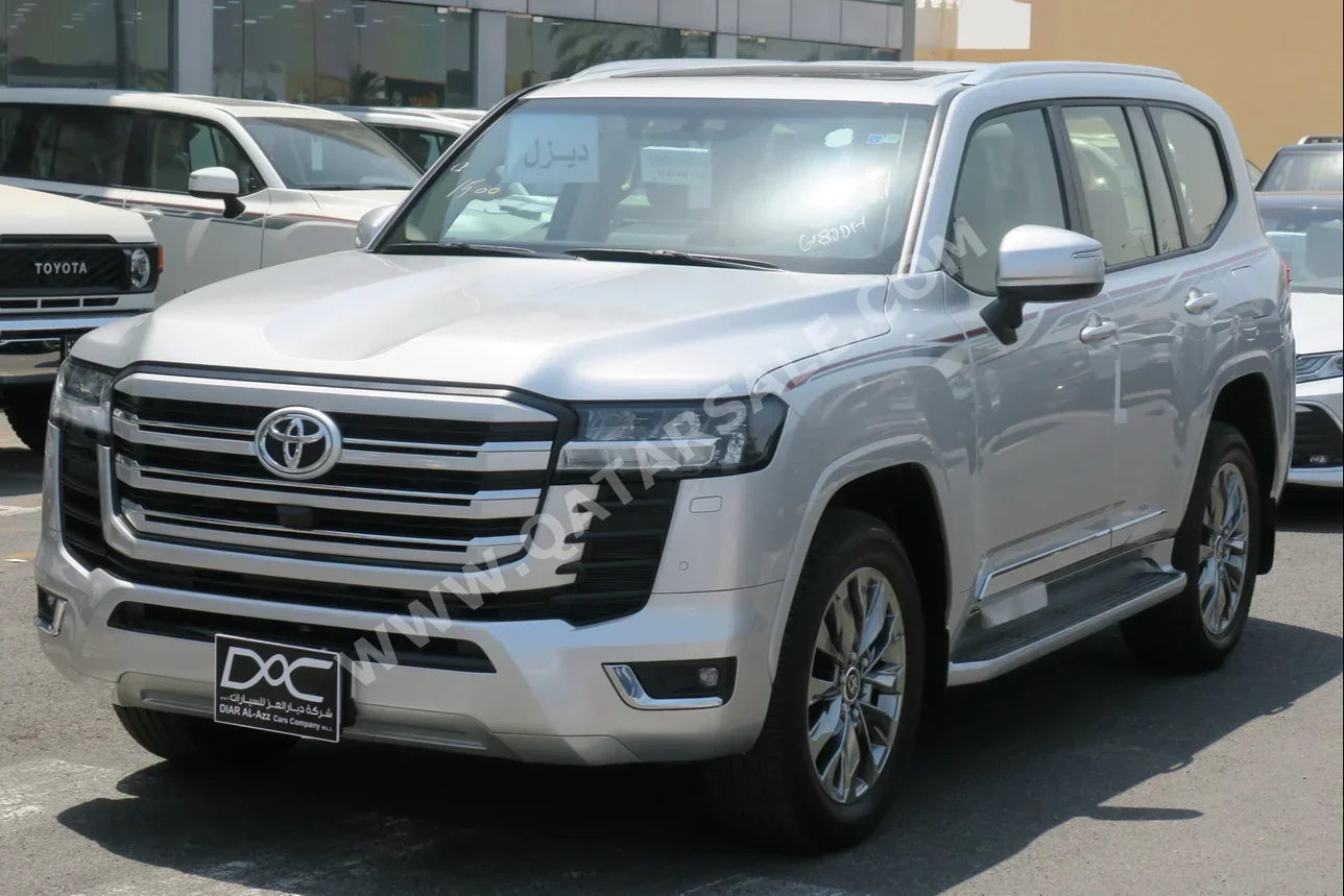 Toyota  Land Cruiser  GXR Twin Turbo  2024  Automatic  0 Km  6 Cylinder  Four Wheel Drive (4WD)  SUV  Silver  With Warranty