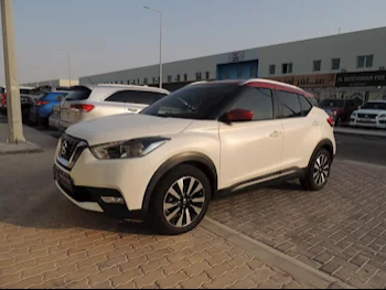 Nissan  Kicks  2017  Automatic  90,000 Km  4 Cylinder  Front Wheel Drive (FWD)  SUV  White