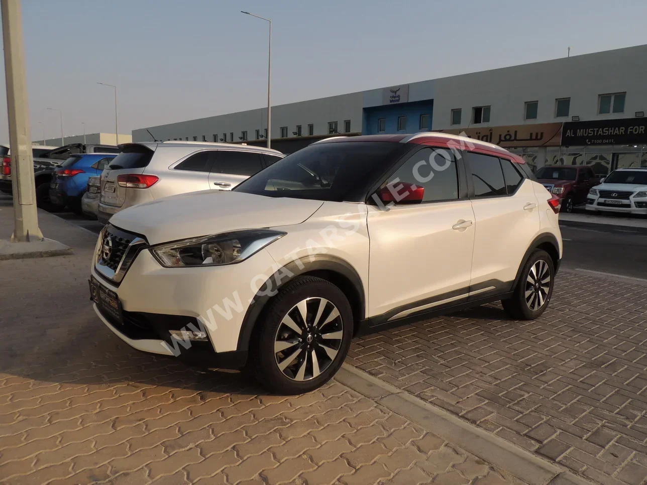 Nissan  Kicks  2017  Automatic  90,000 Km  4 Cylinder  Front Wheel Drive (FWD)  SUV  White