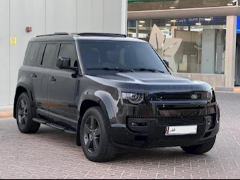  Land Rover  Defender  110 HSE  2022  Automatic  41,000 Km  6 Cylinder  Four Wheel Drive (4WD)  SUV  Black  With Warranty