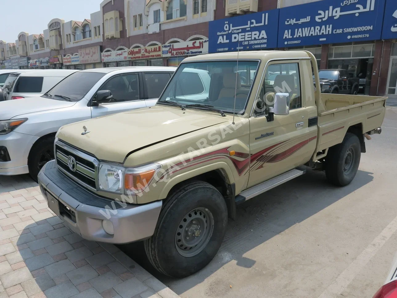 Toyota  Land Cruiser  LX  2009  Manual  249,000 Km  6 Cylinder  Four Wheel Drive (4WD)  Pick Up  Beige