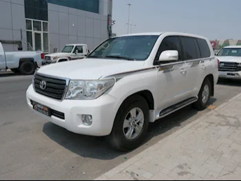 Toyota  Land Cruiser  G  2015  Automatic  389,000 Km  6 Cylinder  Four Wheel Drive (4WD)  SUV  White