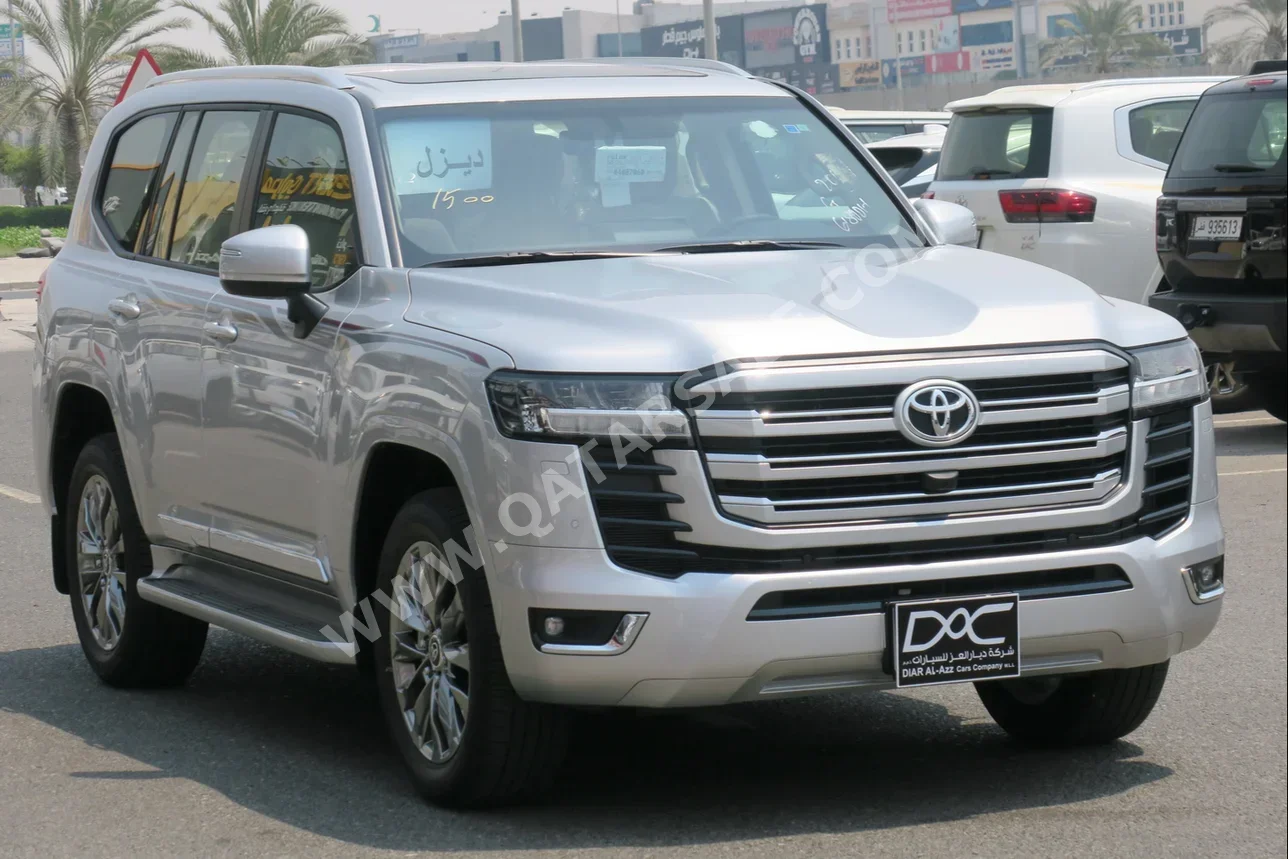 Toyota  Land Cruiser  GXR Twin Turbo  2024  Automatic  0 Km  6 Cylinder  Four Wheel Drive (4WD)  SUV  Silver  With Warranty