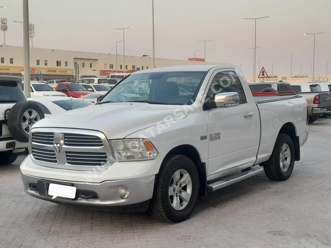 Dodge  Ram  1500  2014  Automatic  264,000 Km  8 Cylinder  Four Wheel Drive (4WD)  Pick Up  White