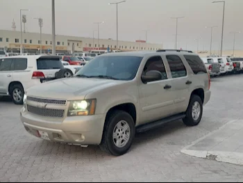 Chevrolet  Tahoe  LS  2008  Automatic  381٬000 Km  8 Cylinder  Rear Wheel Drive (RWD)  SUV  Gold