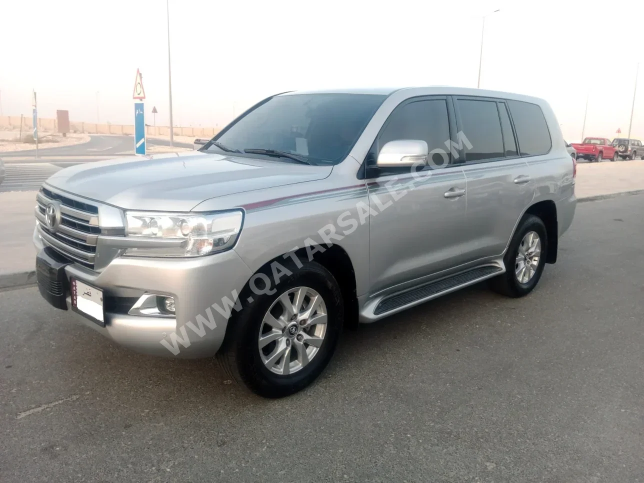 Toyota  Land Cruiser  GXR  2021  Automatic  110,000 Km  6 Cylinder  Four Wheel Drive (4WD)  SUV  Silver