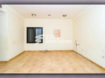 3 Bedrooms  Apartment  in Doha -  Fereej Bin Mahmoud  Not Furnished