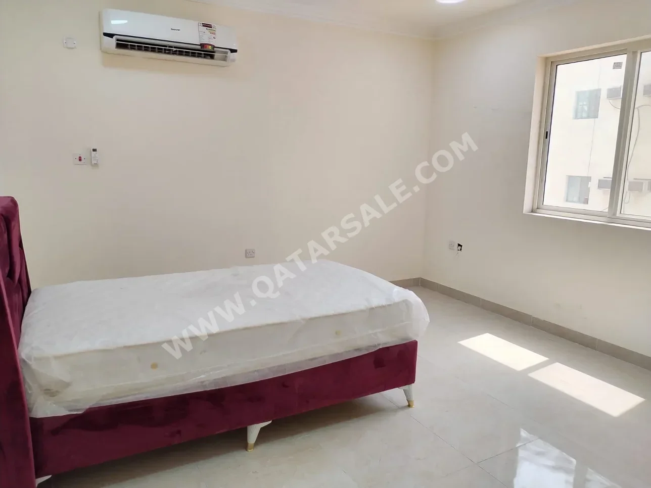 1 Bedrooms  Apartment  in Doha -  Fereej Kulaib  Not Furnished