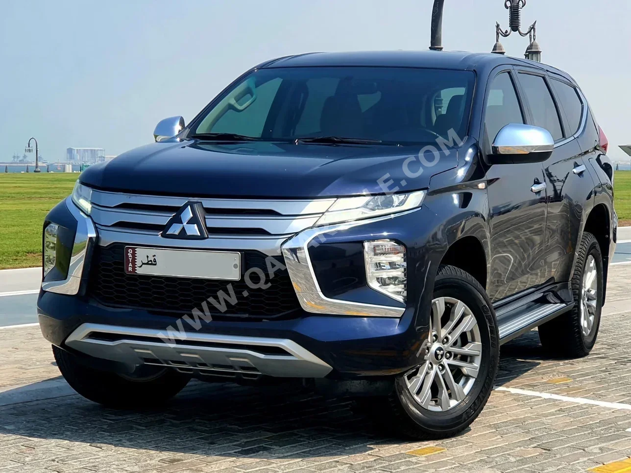 Mitsubishi  Pajero  Montero Sport  2020  Automatic  75,000 Km  6 Cylinder  Four Wheel Drive (4WD)  SUV  Dark Blue