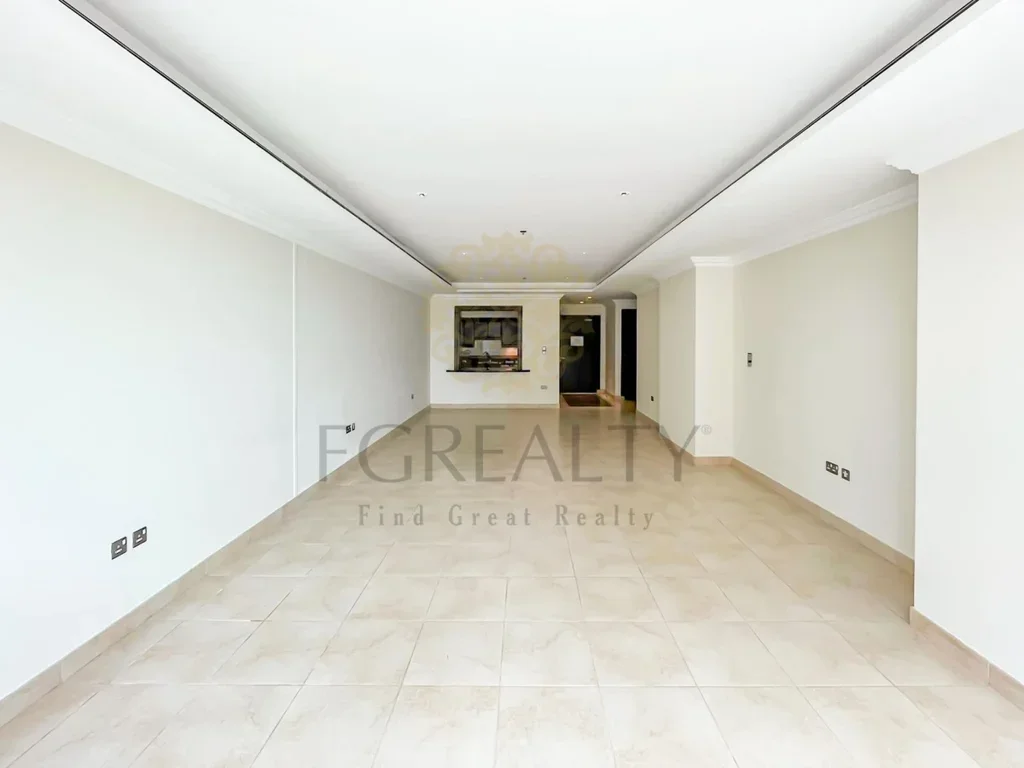 1 Bedrooms  Apartment  For Rent  in Doha -  The Pearl  Not Furnished