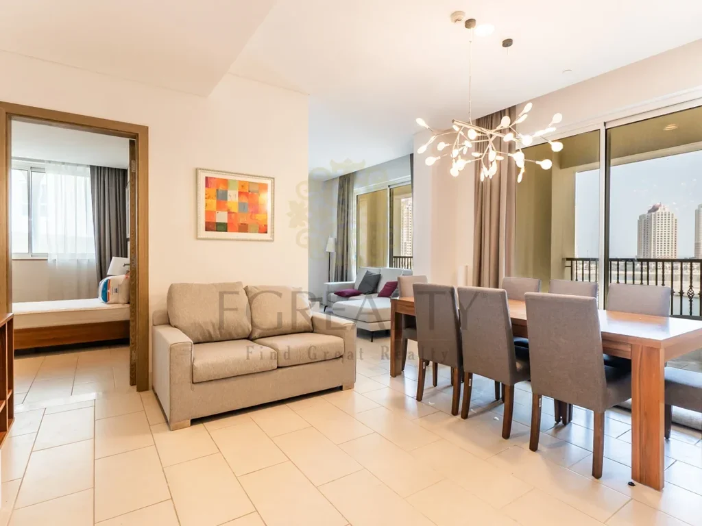 3 Bedrooms  Apartment  For Rent  in Doha -  The Pearl  Fully Furnished