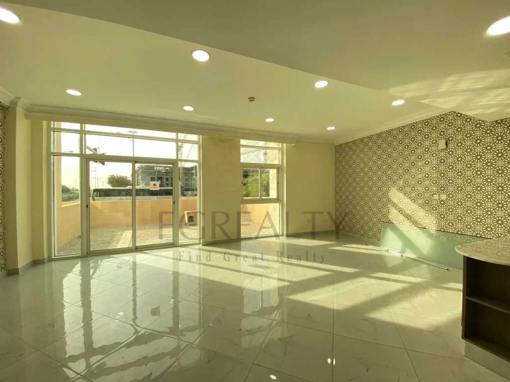 2 Bedrooms  Apartment  For Sale  in Lusail -  Fox Hills  Not Furnished