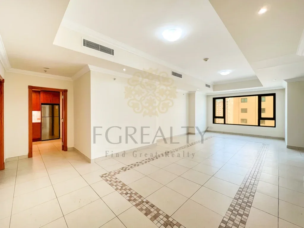 1 Bedrooms  Apartment  For Rent  in Doha -  The Pearl  Not Furnished