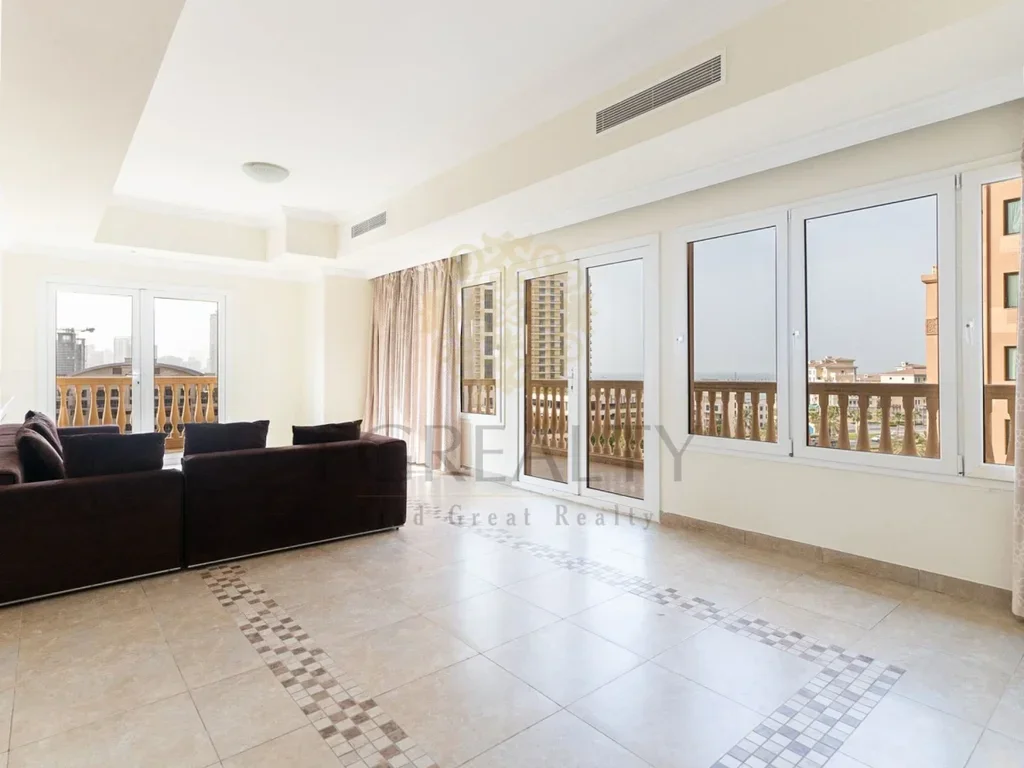 1 Bedrooms  Apartment  For Rent  in Doha -  The Pearl  Not Furnished