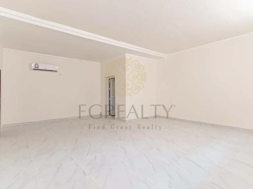 Family Residential  - Not Furnished  - Doha  - Al Duhail  - 7 Bedrooms