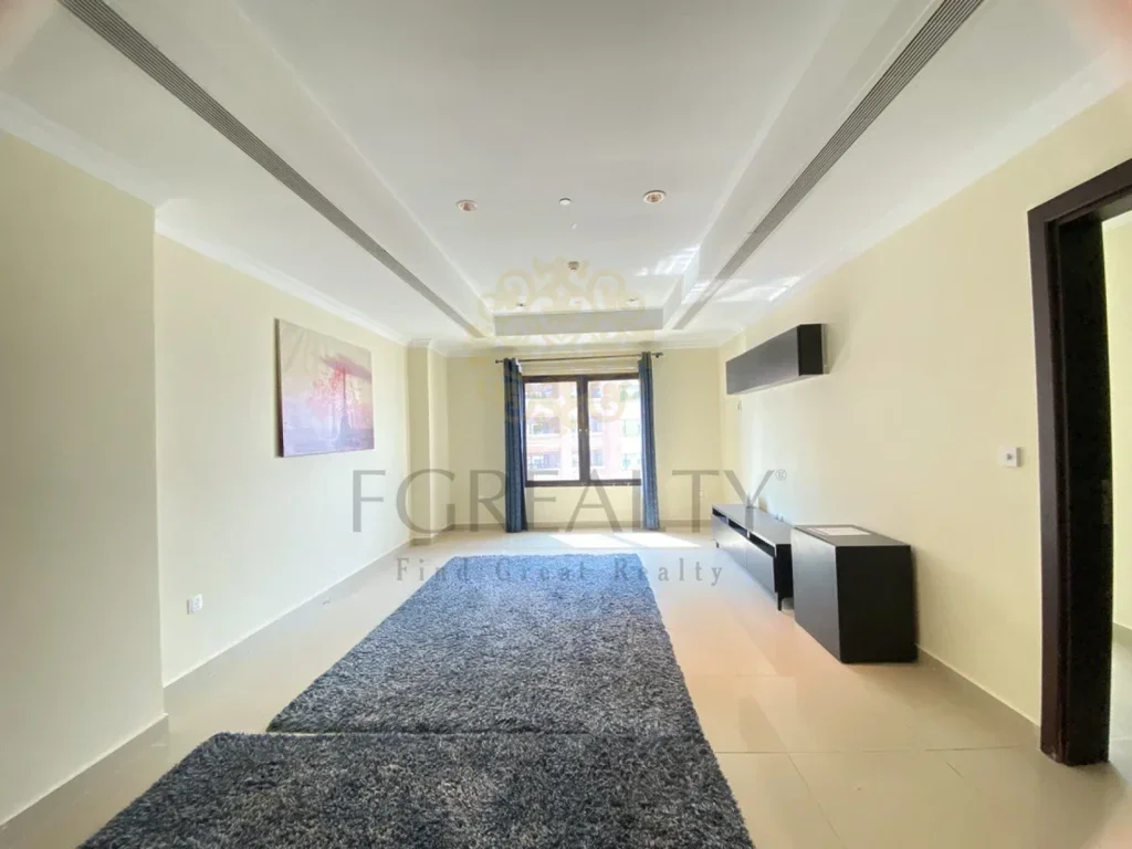 1 Bedrooms  Apartment  For Rent  in Doha -  The Pearl  Not Furnished