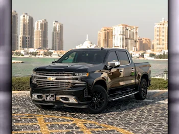 Chevrolet  Silverado  High Country  2020  Automatic  98,000 Km  8 Cylinder  Four Wheel Drive (4WD)  Pick Up  Black