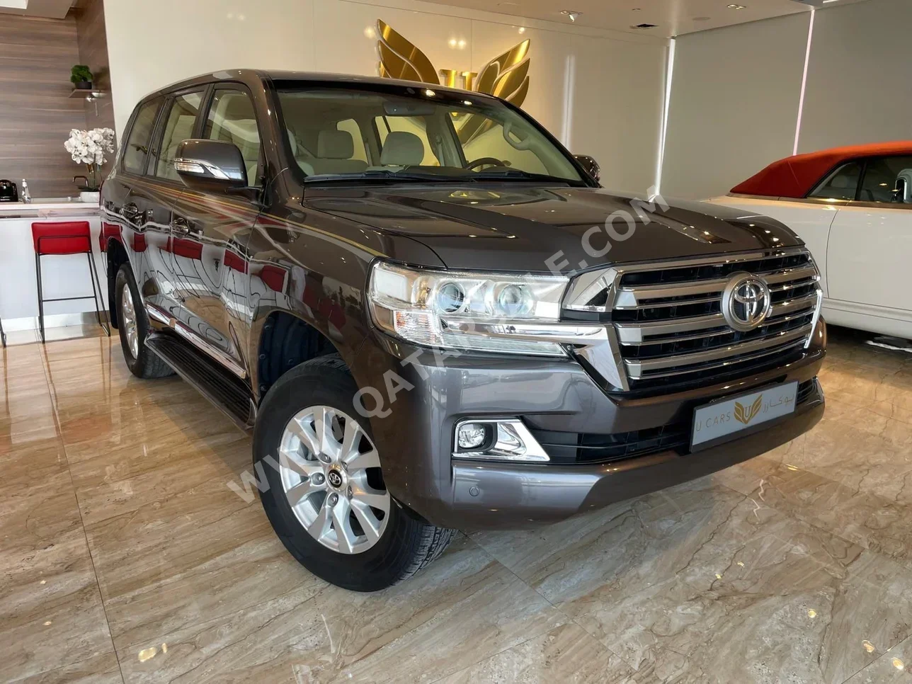 Toyota  Land Cruiser  GXR  2017  Automatic  220,000 Km  6 Cylinder  Four Wheel Drive (4WD)  SUV  Gray