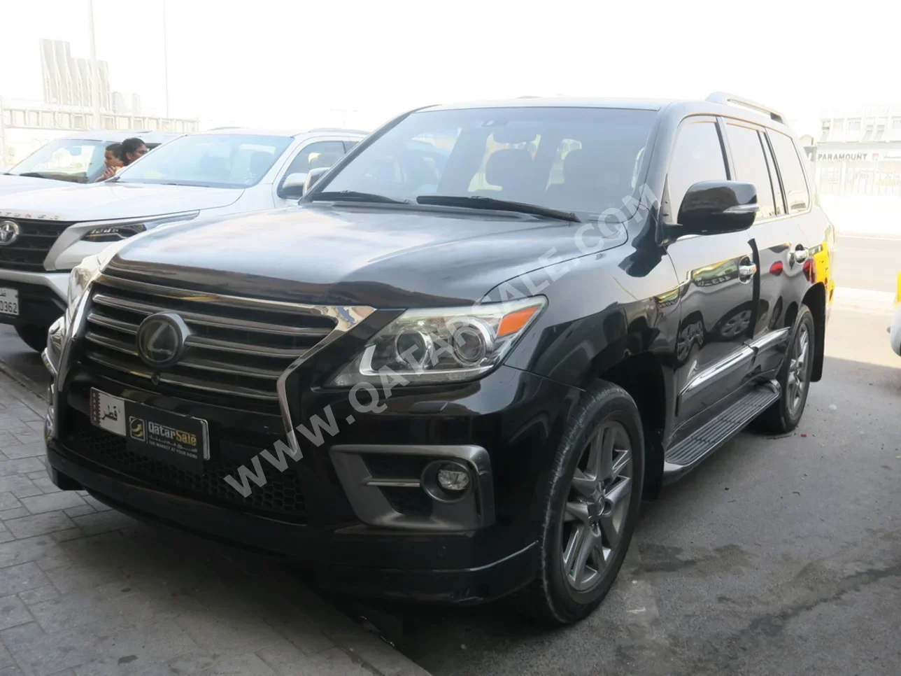 Lexus  LX  570  2014  Automatic  177,000 Km  8 Cylinder  Four Wheel Drive (4WD)  SUV  Black