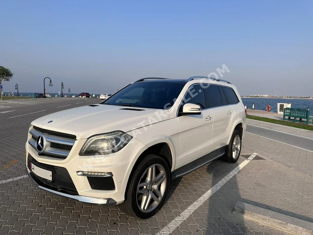  Mercedes-Benz  GL  500  2014  Automatic  125,000 Km  8 Cylinder  Four Wheel Drive (4WD)  SUV  White  With Warranty