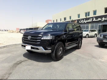 Toyota  Land Cruiser  GX  2023  Automatic  70,000 Km  6 Cylinder  Four Wheel Drive (4WD)  SUV  Black  With Warranty