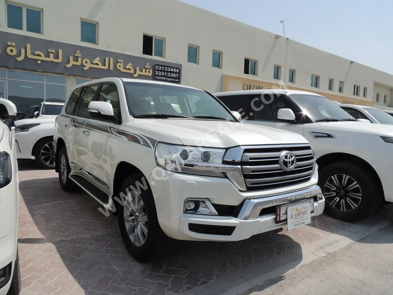 Toyota  Land Cruiser  GXR  2017  Automatic  144,000 Km  8 Cylinder  Four Wheel Drive (4WD)  SUV  White