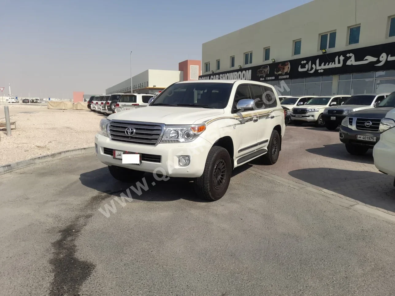 Toyota  Land Cruiser  VXR  2013  Automatic  248,000 Km  8 Cylinder  Four Wheel Drive (4WD)  SUV  White