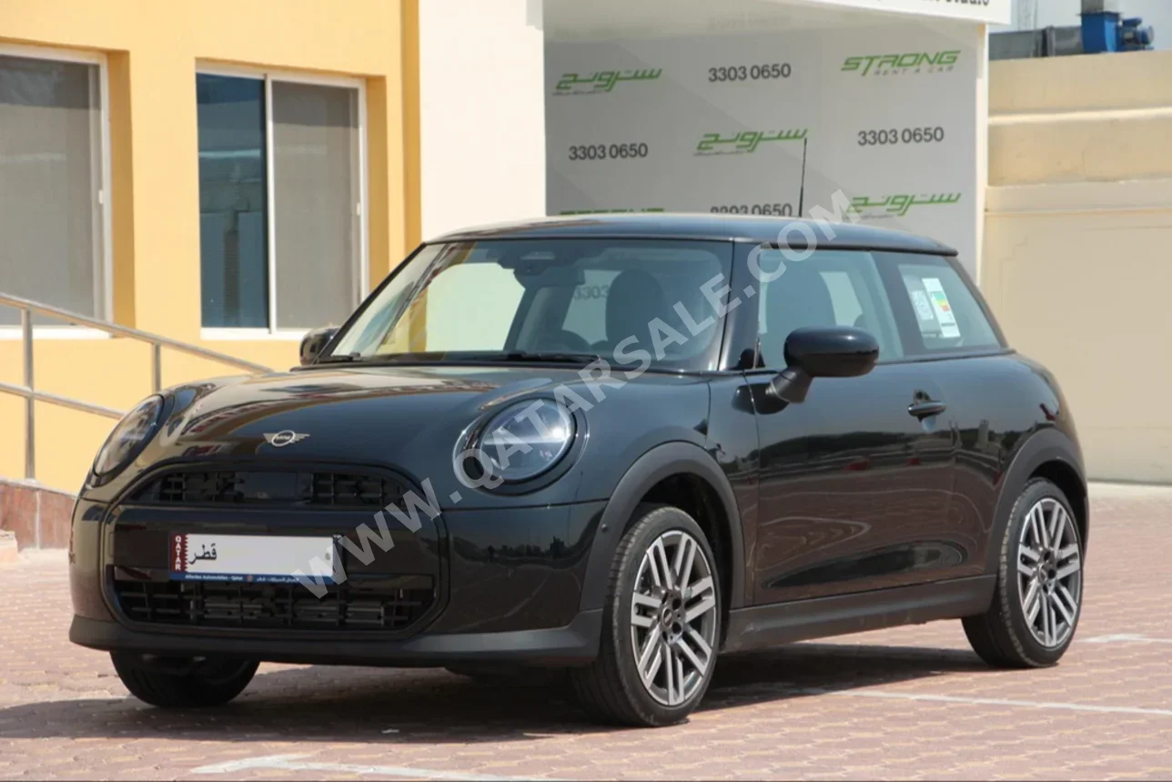  Mini  Cooper  Hatchback  Black  2025