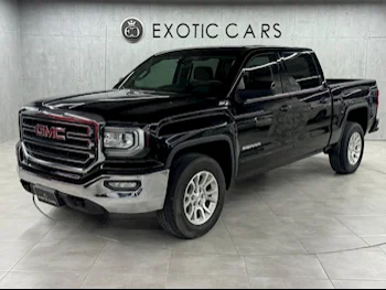 GMC  Sierra  SLE  2018  Automatic  114,000 Km  8 Cylinder  Four Wheel Drive (4WD)  Pick Up  Black