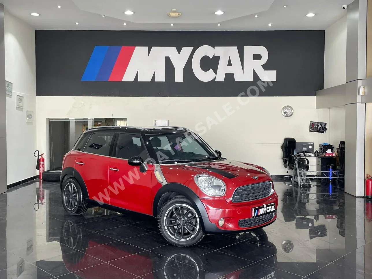 Mini  Cooper  CountryMan  S  2015  Automatic  93,000 Km  4 Cylinder  Front Wheel Drive (FWD)  Hatchback  Red