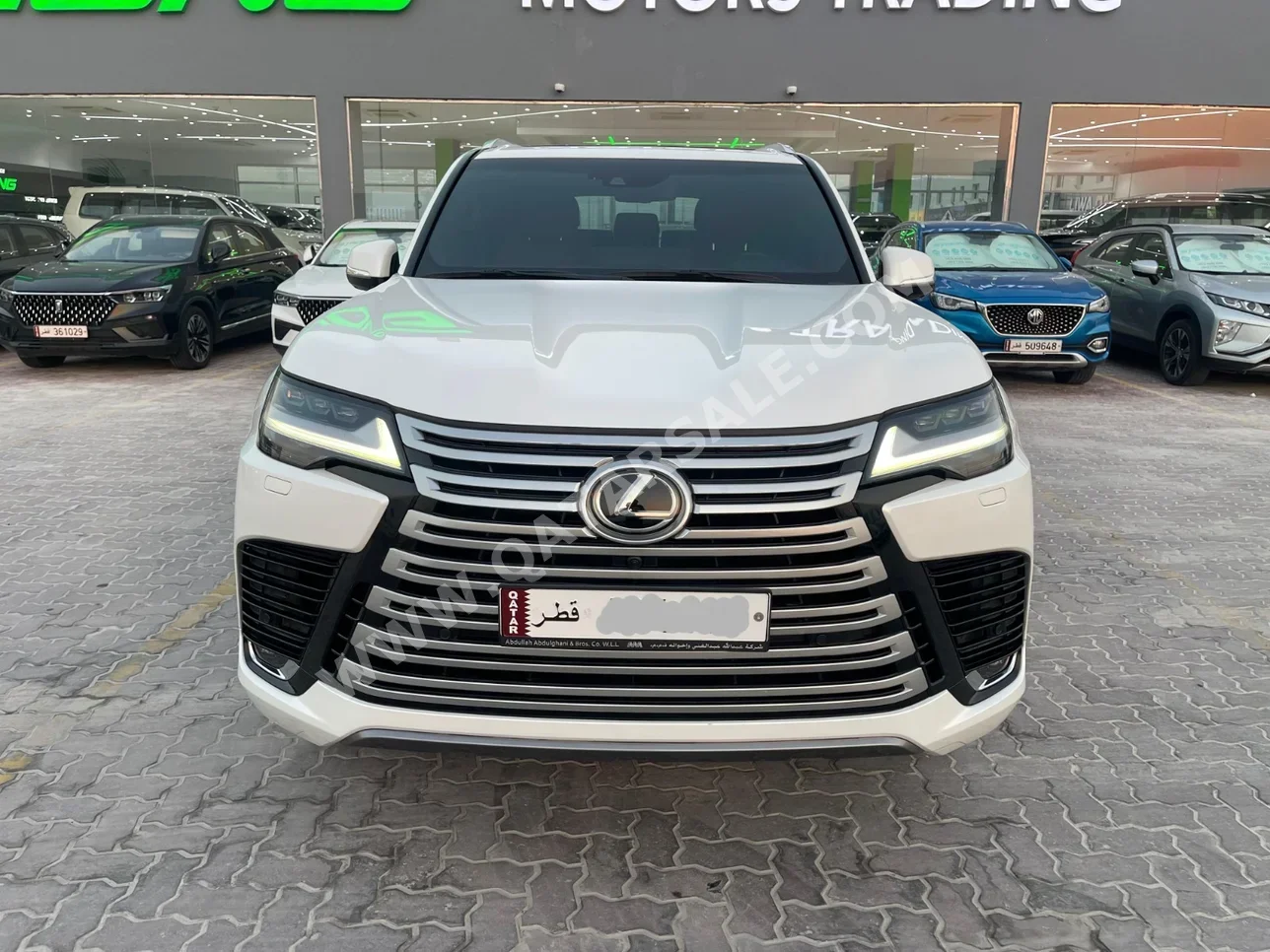 Lexus  LX  600 Luxury  2022  Automatic  70,000 Km  6 Cylinder  Four Wheel Drive (4WD)  SUV  White  With Warranty