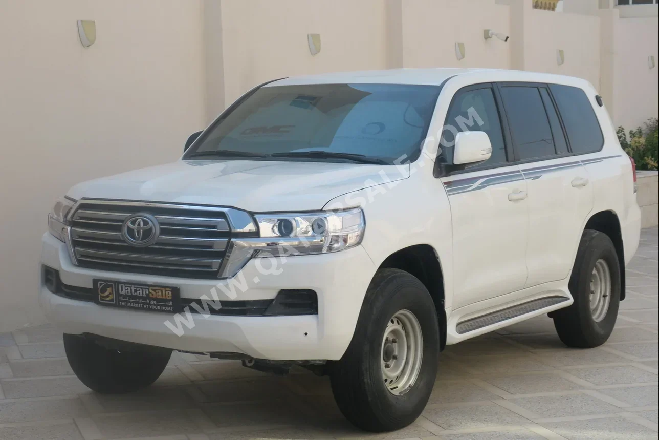 Toyota  Land Cruiser  GXR  2020  Automatic  109,000 Km  6 Cylinder  Four Wheel Drive (4WD)  SUV  White