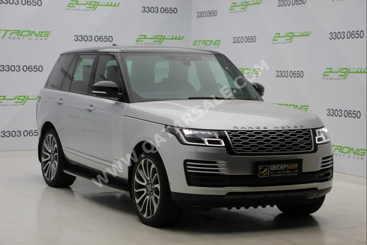  Land Rover  Range Rover  Vogue  Autobiography  2018  Automatic  119,000 Km  8 Cylinder  Four Wheel Drive (4WD)  SUV  Silver  With Warranty