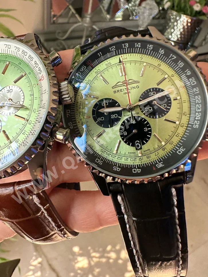 Watches - Breitling  - Quartz Watch  - Green  - Men Watches