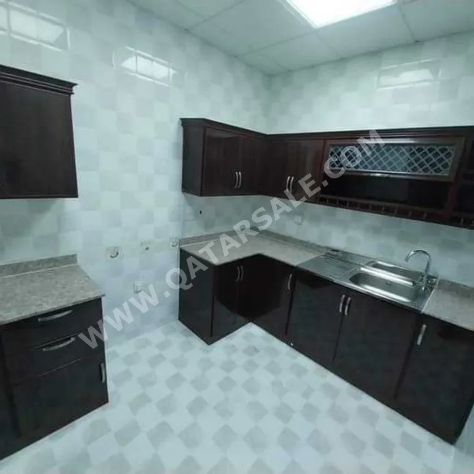 2 Bedrooms  Apartment  For Rent  in Doha -  Fereej Bin Omran  Not Furnished