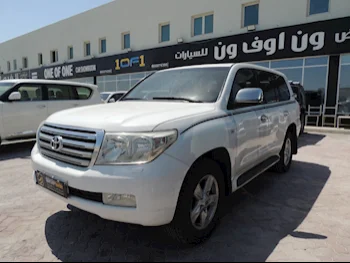 Toyota  Land Cruiser  VXR  2008  Automatic  503,000 Km  8 Cylinder  Four Wheel Drive (4WD)  SUV  White