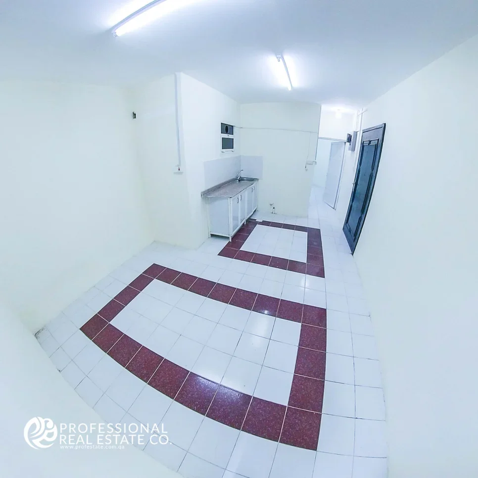 2 Bedrooms  Apartment  in Doha -  Al Duhail  Not Furnished