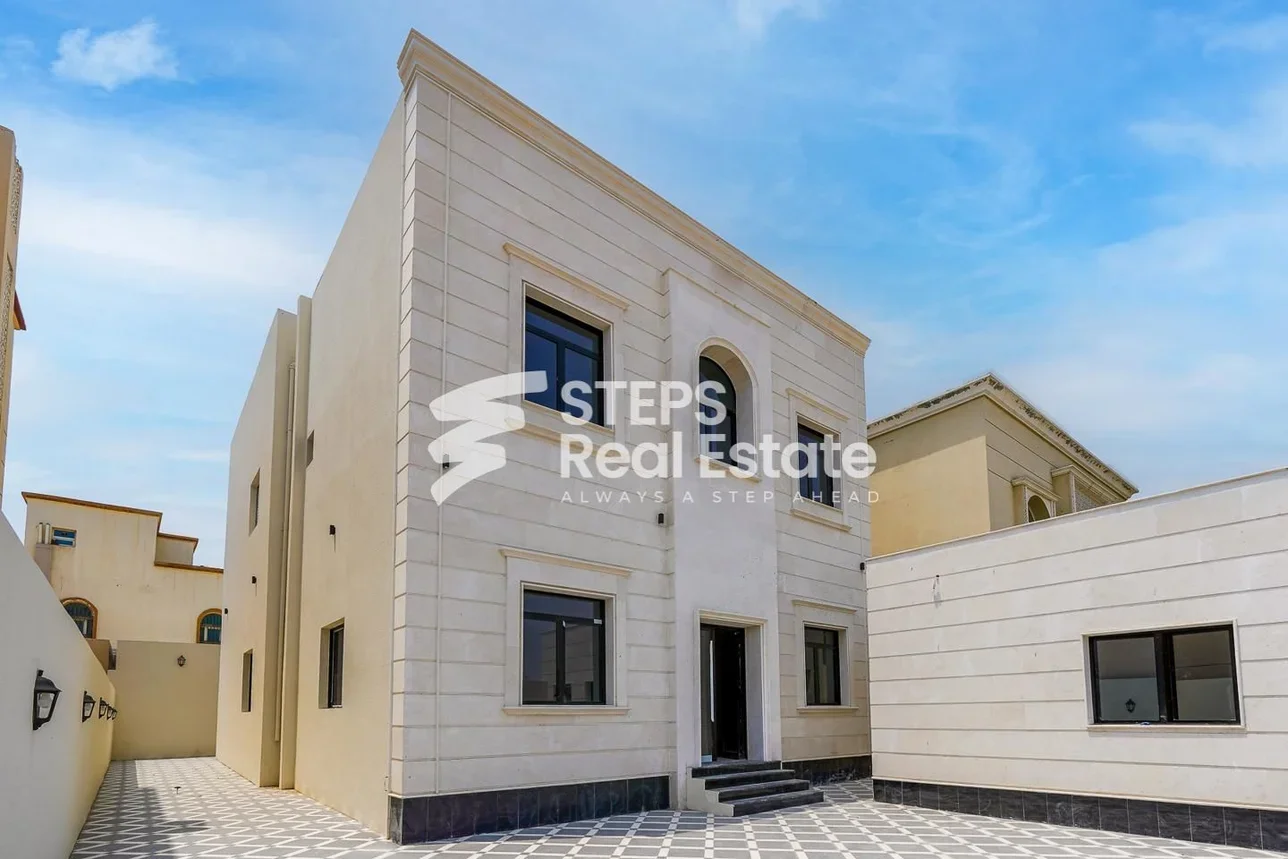 Family Residential  - Not Furnished  - Umm Salal  - Umm Al Amad  - 7 Bedrooms