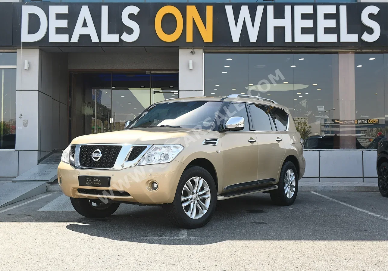 Nissan  Patrol  SE  2013  Automatic  120,000 Km  8 Cylinder  Four Wheel Drive (4WD)  SUV  Beige