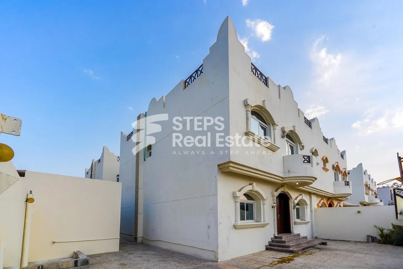 Family Residential  - Not Furnished  - Al Rayyan  - Ain Khaled  - 6 Bedrooms