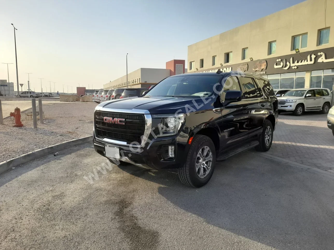 GMC  Yukon  SLE  2022  Automatic  44,000 Km  8 Cylinder  Rear Wheel Drive (RWD)  SUV  Dark Blue  With Warranty