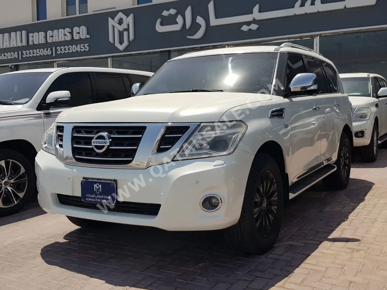 Nissan  Patrol  Platinum  2014  Automatic  340,000 Km  8 Cylinder  Four Wheel Drive (4WD)  SUV  White